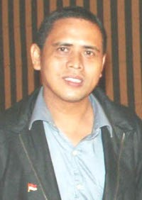 Rakyat Bosan dengan Politisi Omdo